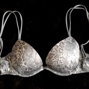 3/$25-Victoria’s Secret bra-Size 34-B